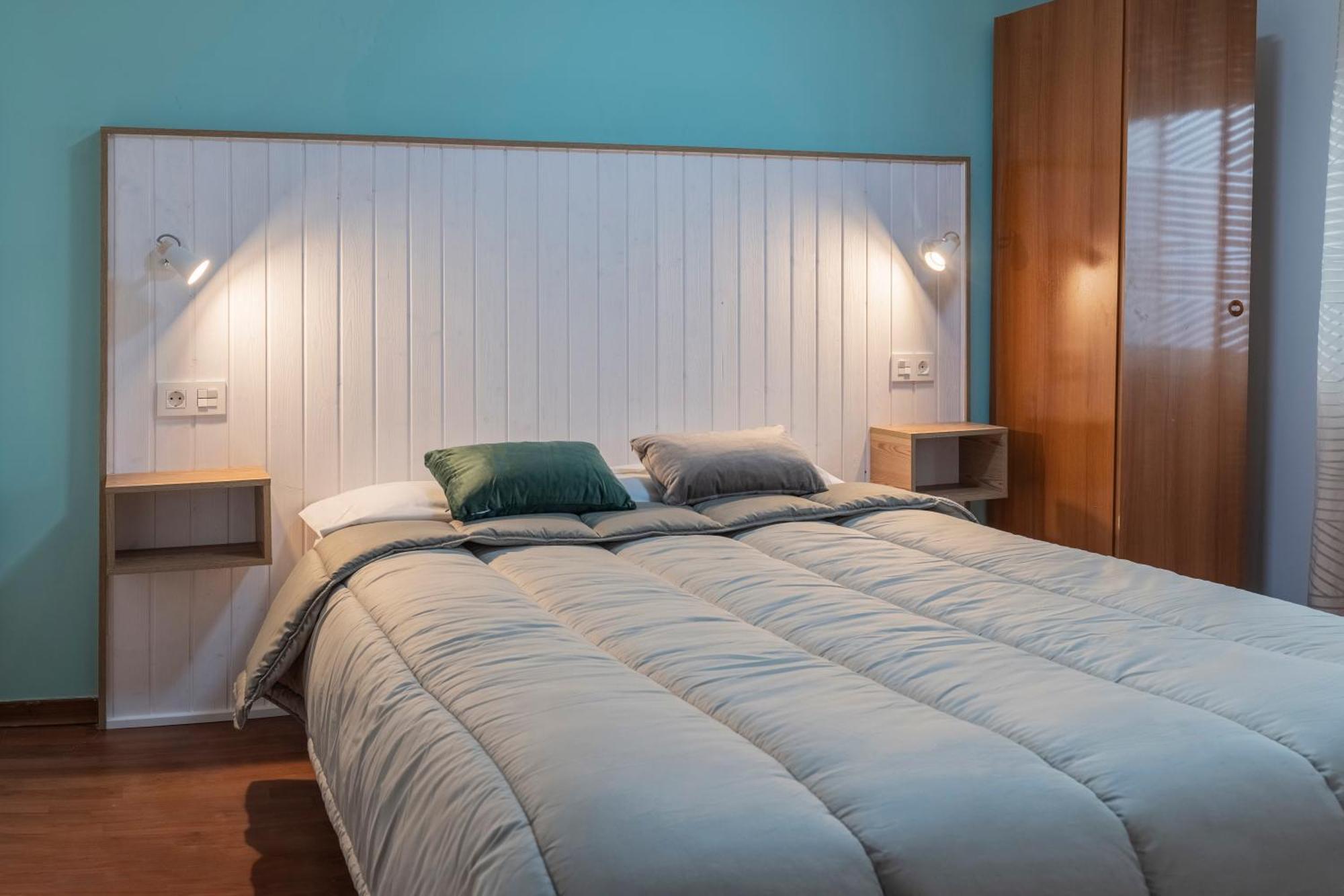 Hostal Julio Cesar La Virgen del Camino Zewnętrze zdjęcie